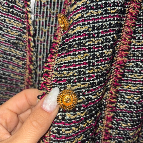 St. John Collection Fringe Trimmed Jacket in Burgundy/Wheat Multicolor Sz 2 - Picture 9 of 11